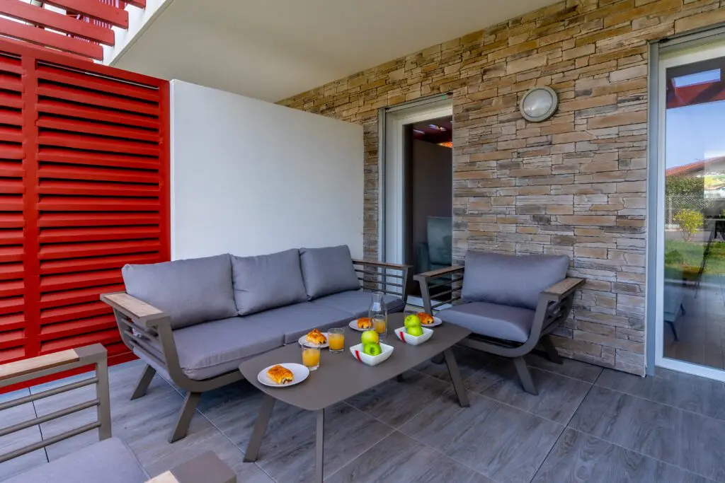patio bench
