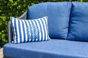 tips-to-keep-your-bench-cushions-looking-great